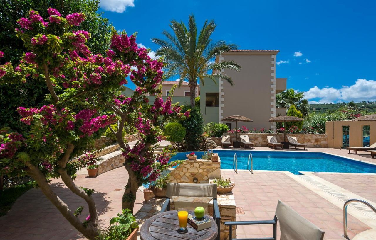 Mistral Hotel - For Solo Travelers Maleme  Exterior photo